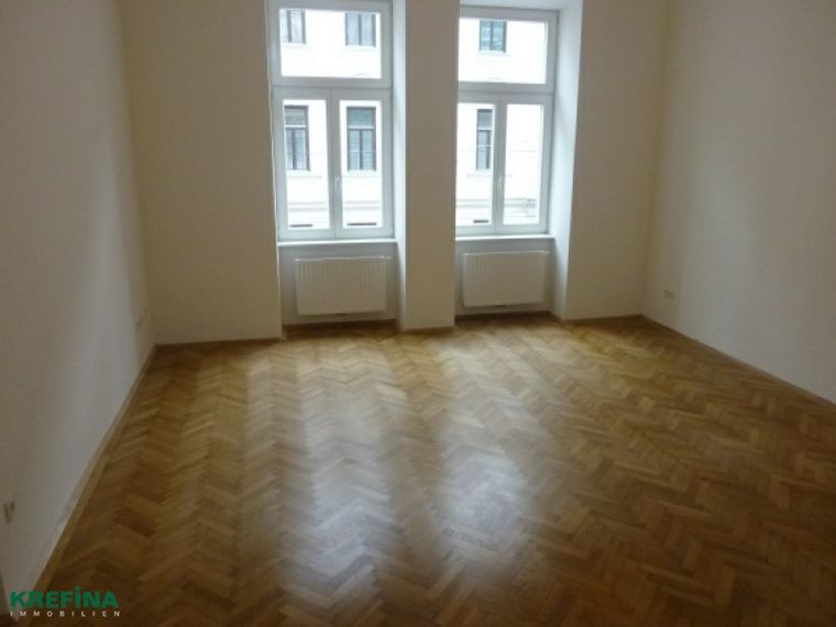 Sanierte Altbauwohnung 1150 Wien