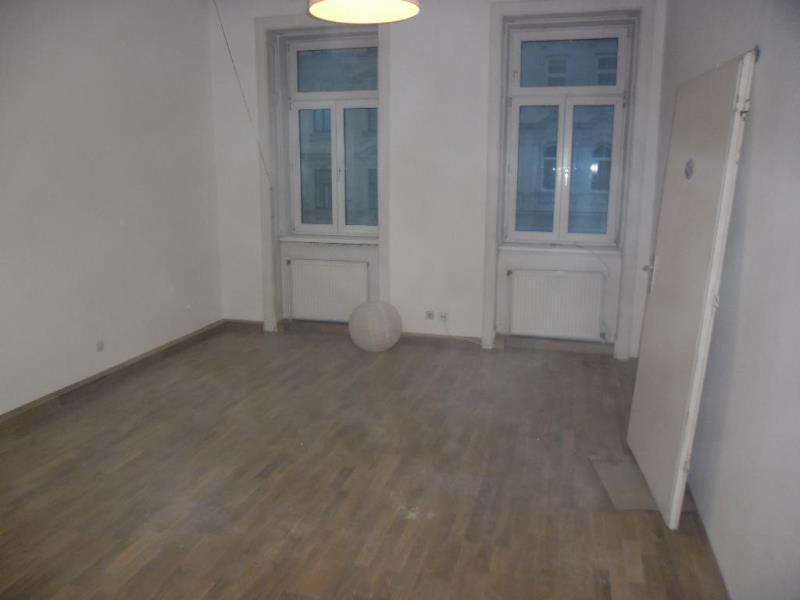 Erstbezug Altbauwohnung beim Gaußplatz