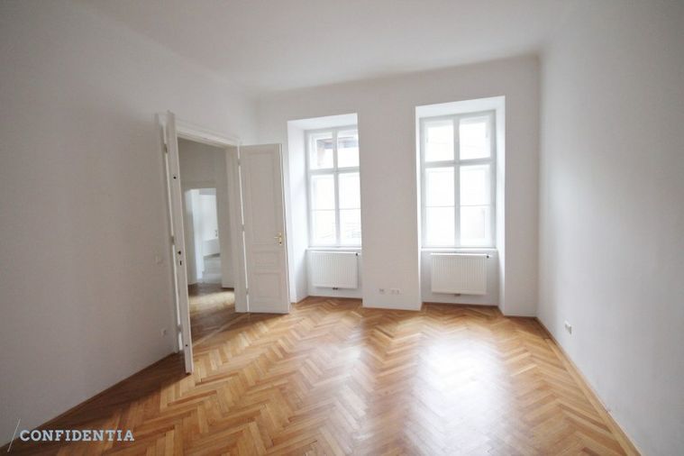 Altbauwohnung mit Balkon 1080 Wien