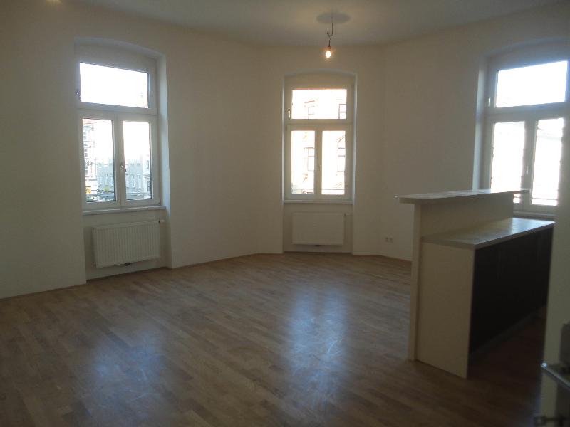 Erstbezug: beeindruckende Altbauwohnung