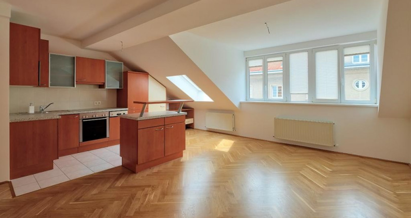 Dachgeschoßwohnung mit Terrasse 1030 Wien