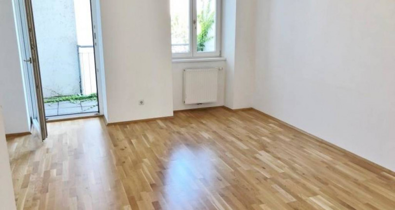 Günstige 2-Zimmer-Wohnung mit Loggia Lacknergasse Wien