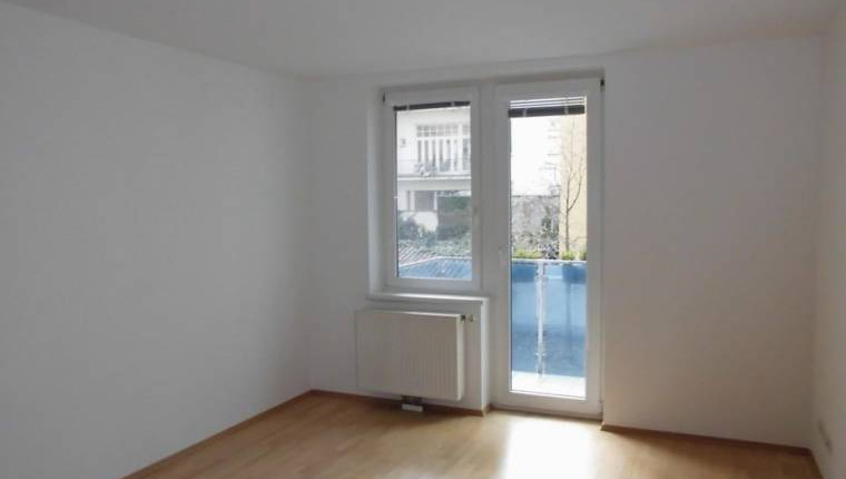 2-Zimmer-Wohnung mit Balkon nahe Schubertpark