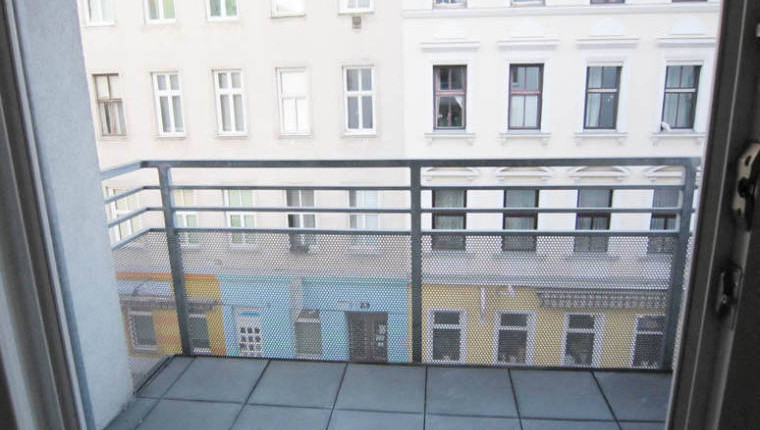 Neubauwohnung mit Balkon in der Wallensteinstraße