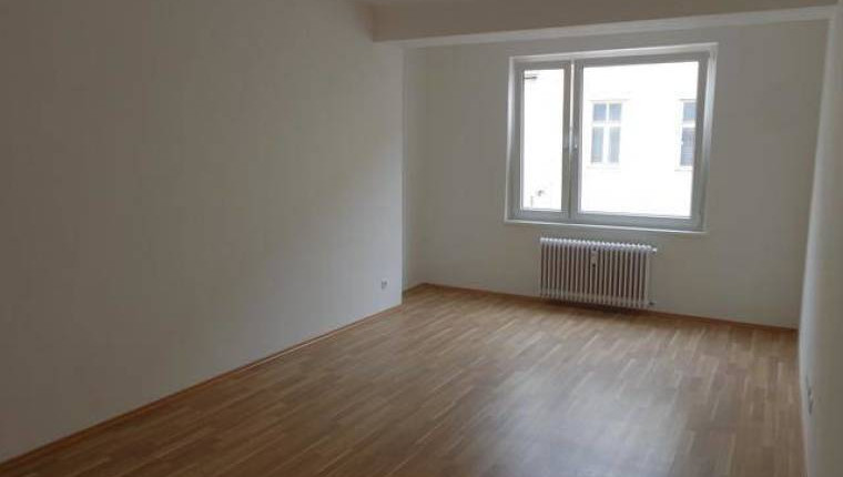 Unbefristete 2-Zimmer-Wohnung am Brunnenmarkt