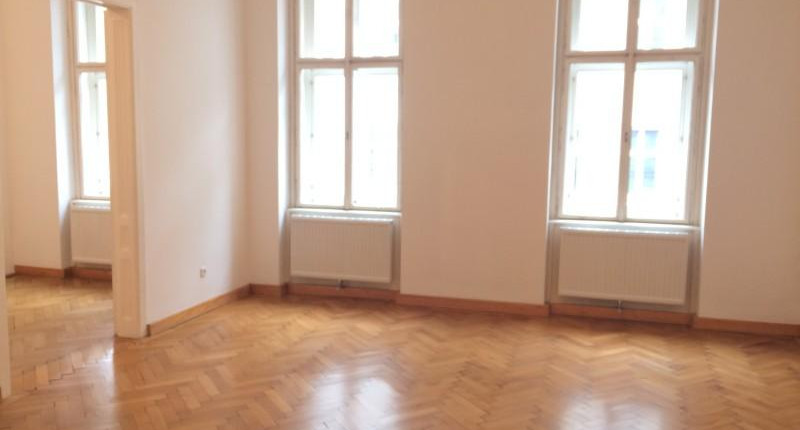 2 Zimmer Altbau mit wunderschöner Küche