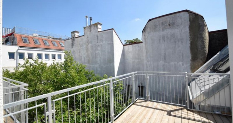 Exklusive DG-Wohnung mit Terrasse in 1140 Wien