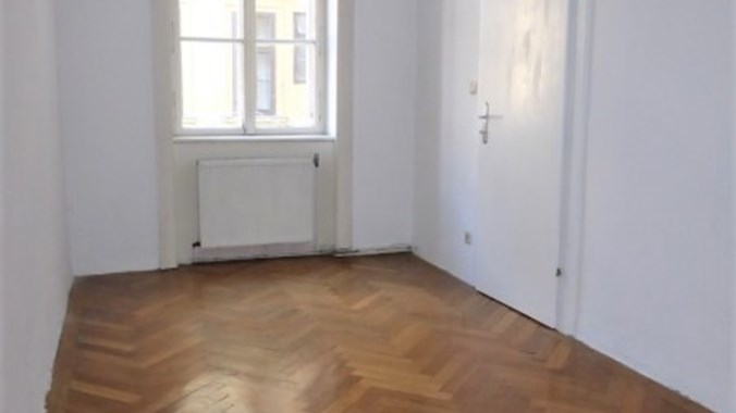 Schöner Altbau mit 2 Zimmern – 1070 Wien