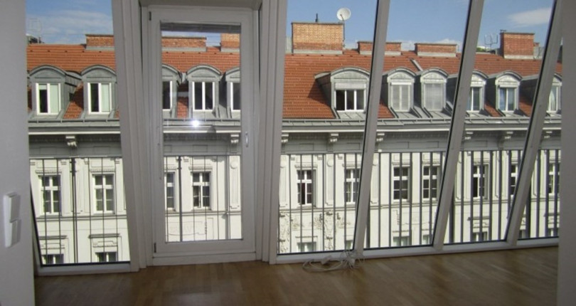 Exklusive DG-Wohnung mit Balkon 1050 Wien