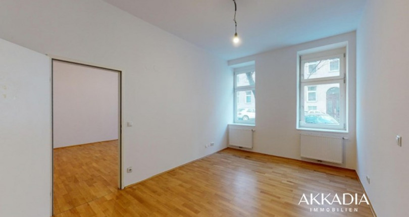 2-Zimmer-Altbauwohnung mit Terrasse
