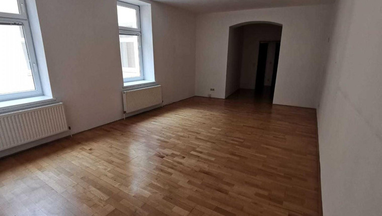 FAMILIEN AUFGEPASST: 3.5 Zimmer Mietwohnung (auch WG geeignet)