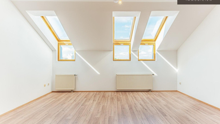 HELLE 2 ZIMMER WOHNUNG-WG GEEIGNET