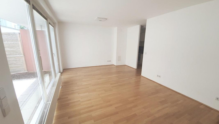 Schöne 2-Zimmer Wohnung mit großer Terrasse
