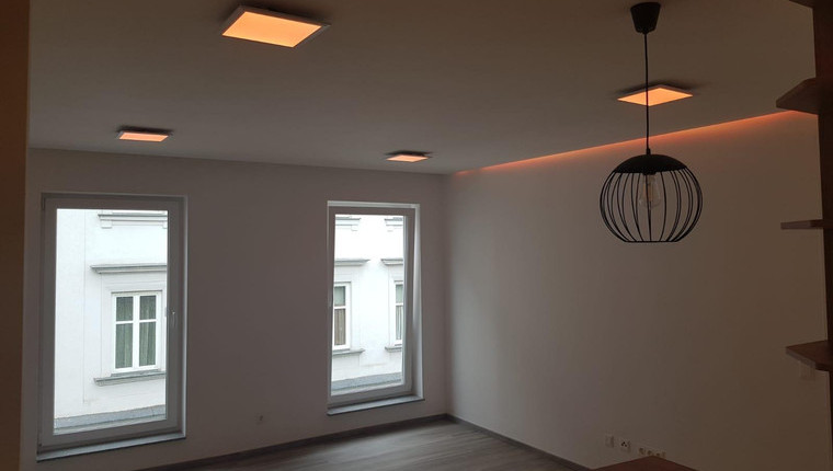 ERSTBEZUG – Neurenovierte 2 Zimmer Wohnung