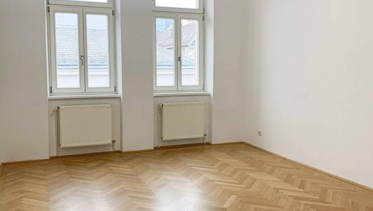 NUR 650€ : 3 ZIMMER WOHNUNG