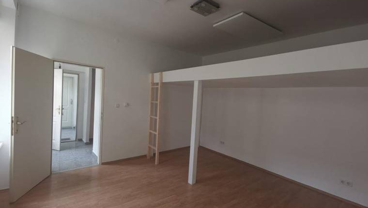 UNTER 500€: GARCONNIERE: Ruhig und zentral