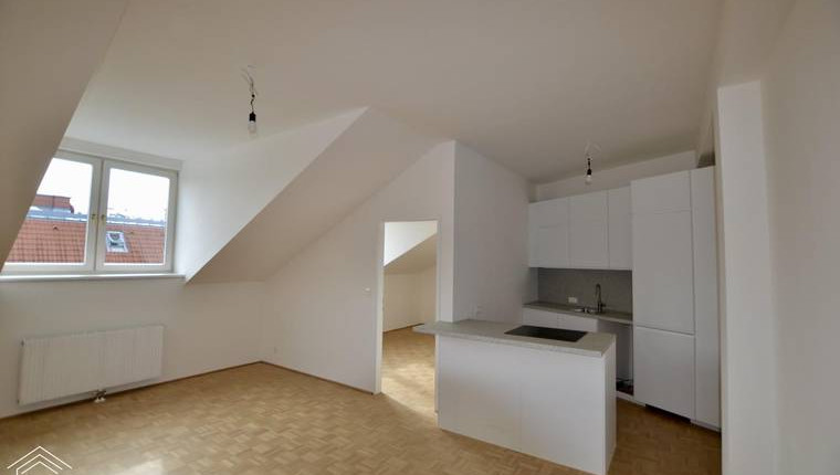Erstbezug nach Sanierung – sehr helle 3-Zimmer Wohnung