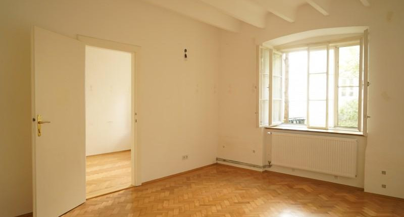 UNTER 550€: Charmante 2 Zimmerwohnung in Hofruhelage