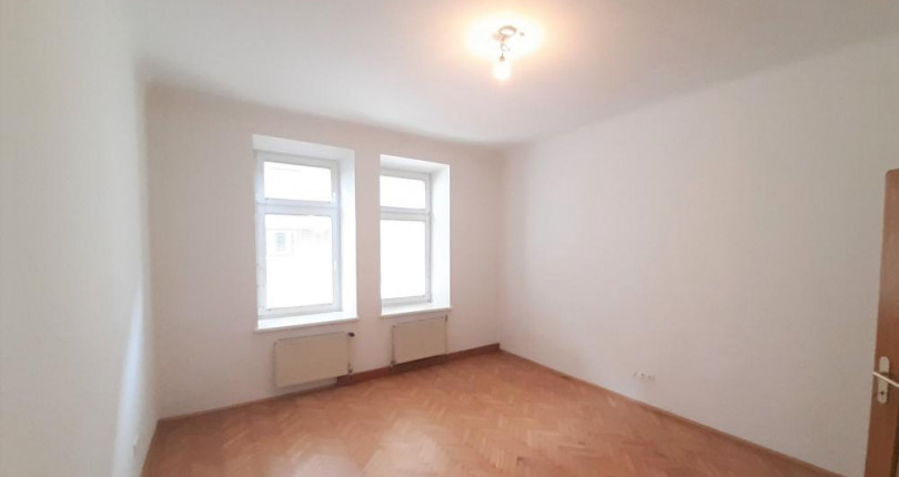 WG-taugliche 3 Zimmer Altbauwohnung NUR 600€