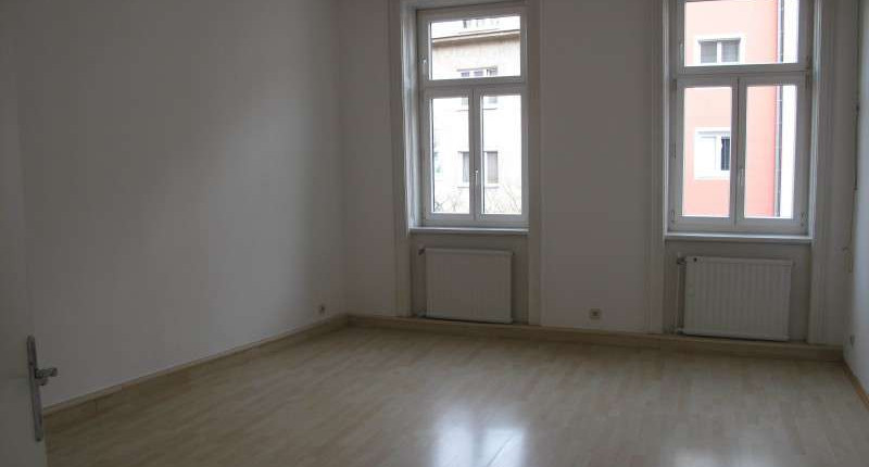 UNTER 900€: 3 Zimmerwohnung