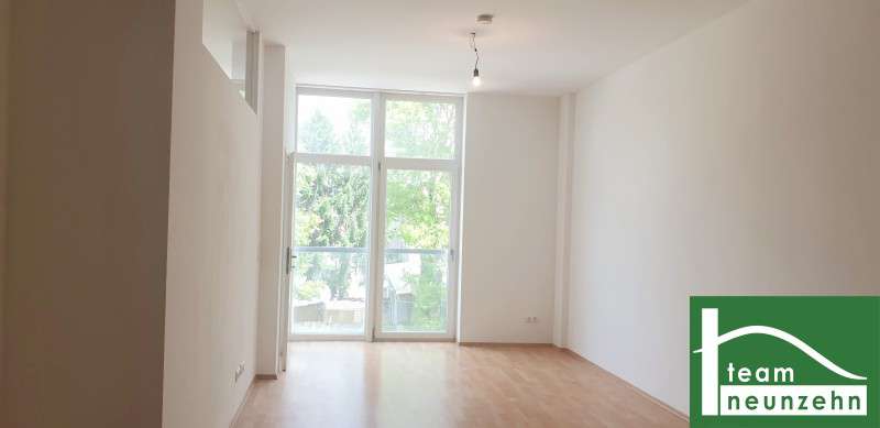 Große und günstige 2 Zimmerwohnung