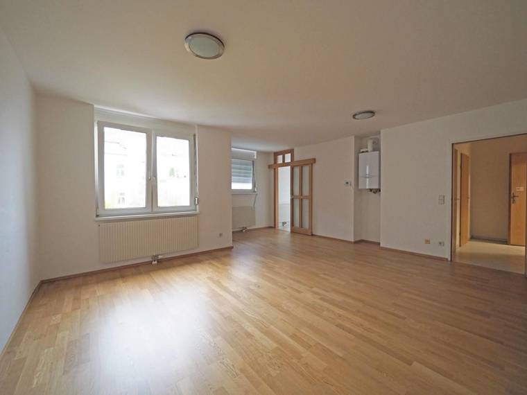 NUR 550€: Große 1-Zimmer-Neubauwohnung