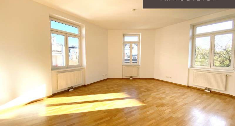Große, helle 2 Zimmer Neubauwohnung