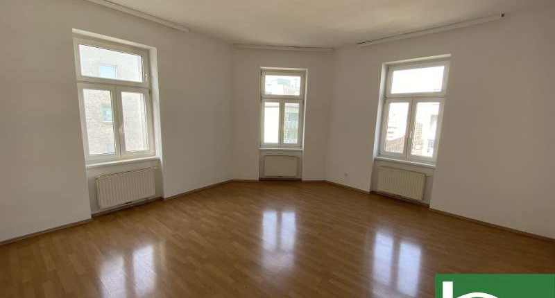 Sanierter Altbau: 2-Zimmerwohnung nur 700€