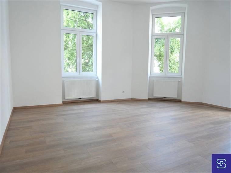 NUR 720€: Unbefristeter 70m² Altbau-Erstbezug mit 2 Zimmern Nähe U3