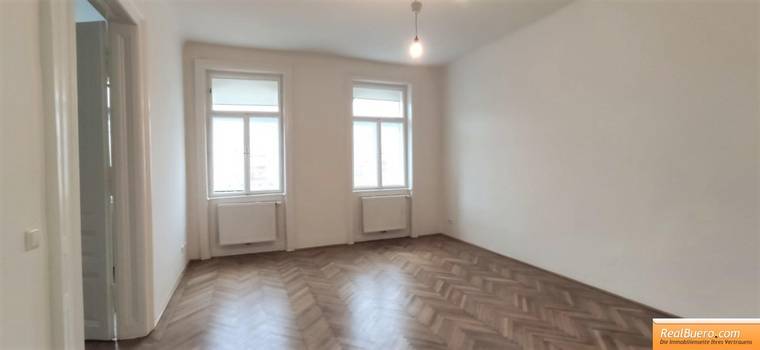 NUR 650€: Sanierte 2 Zimmer Altbauwohnung in 1020