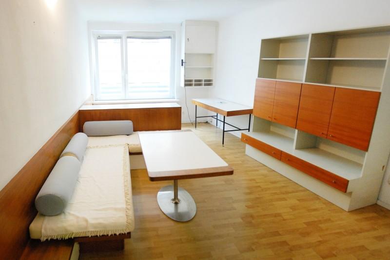 NUR 750€: Voll möblierte 2 Zimmer-Wohnung beim Stephansplatz