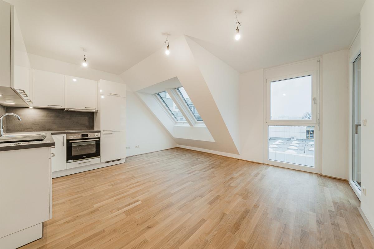 ERSTBEZUG: Helle 2 Zimmerwohnung mit Terrasse unter 700€