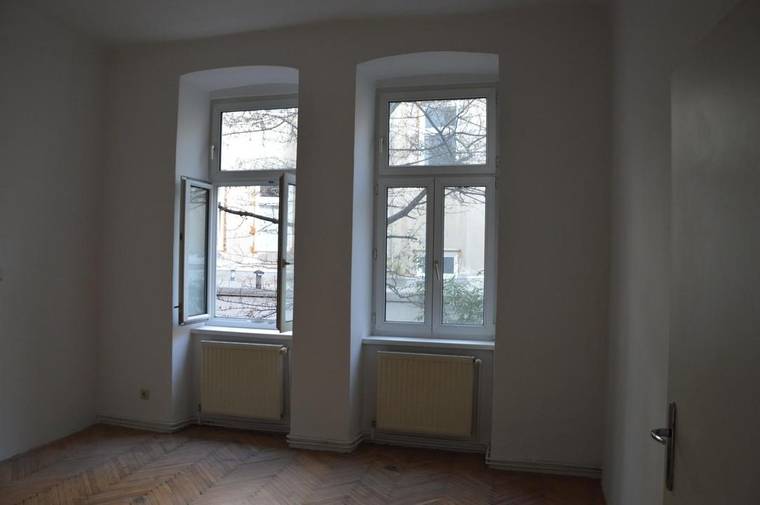 2 Zimmer Altbauwohnung UNTER 500€