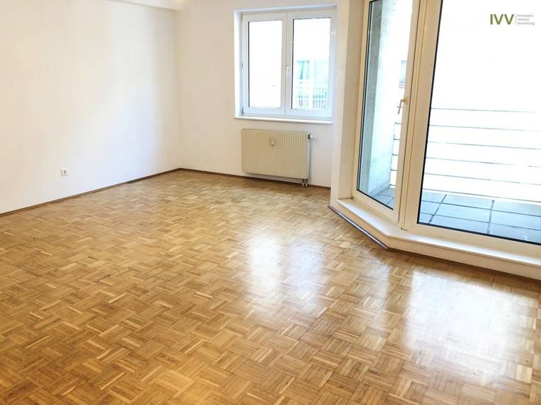 NUR 519€: 1 Zimmerwohnung mit Loggia