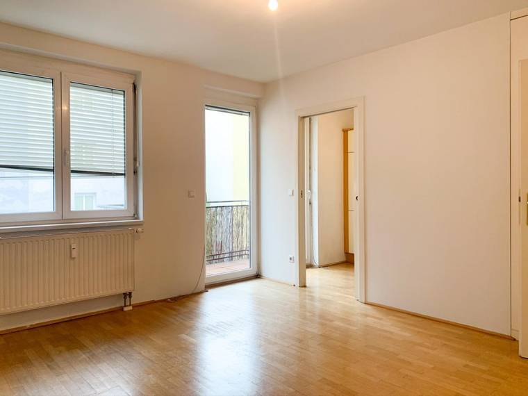 UNTER 700€: 2 Zimmerwohnung mit Balkon in Ottakring