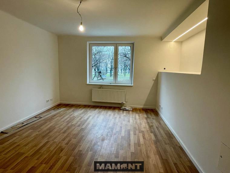 UNTER 500€: Kompakte generalsanierte 1-Zimmer-Wohnung