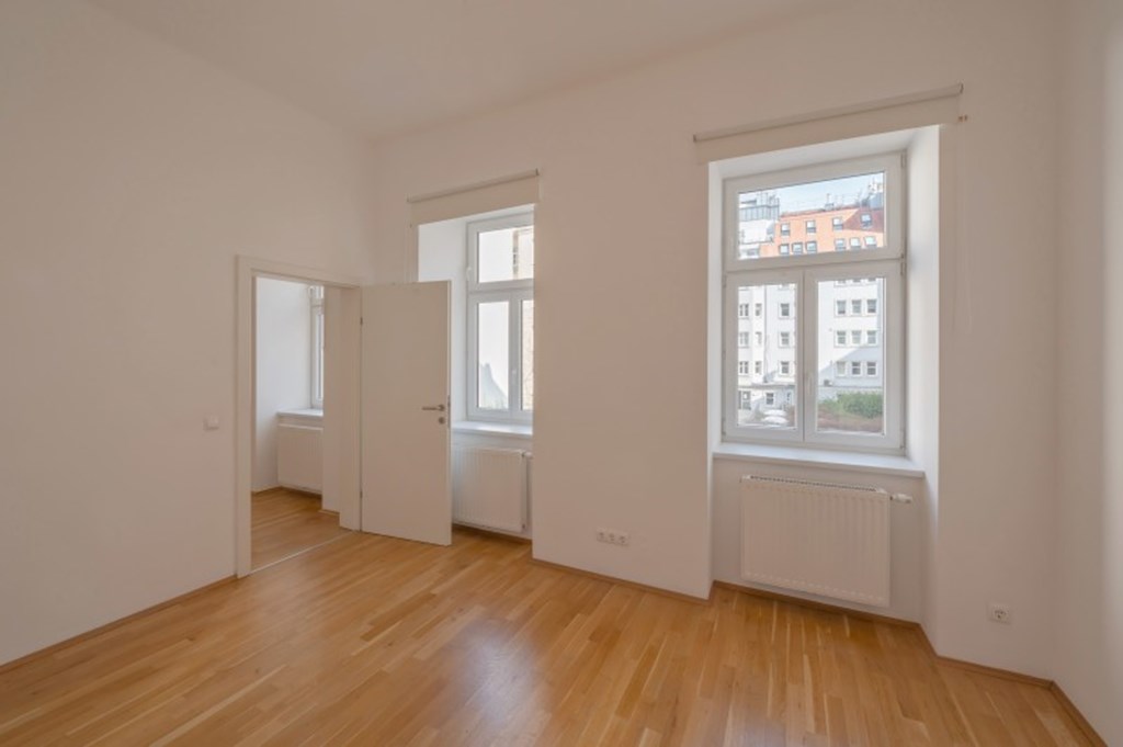 UNTER 750€: Ruhige 2-Zimmer Altbau-Wohnung in 1070
