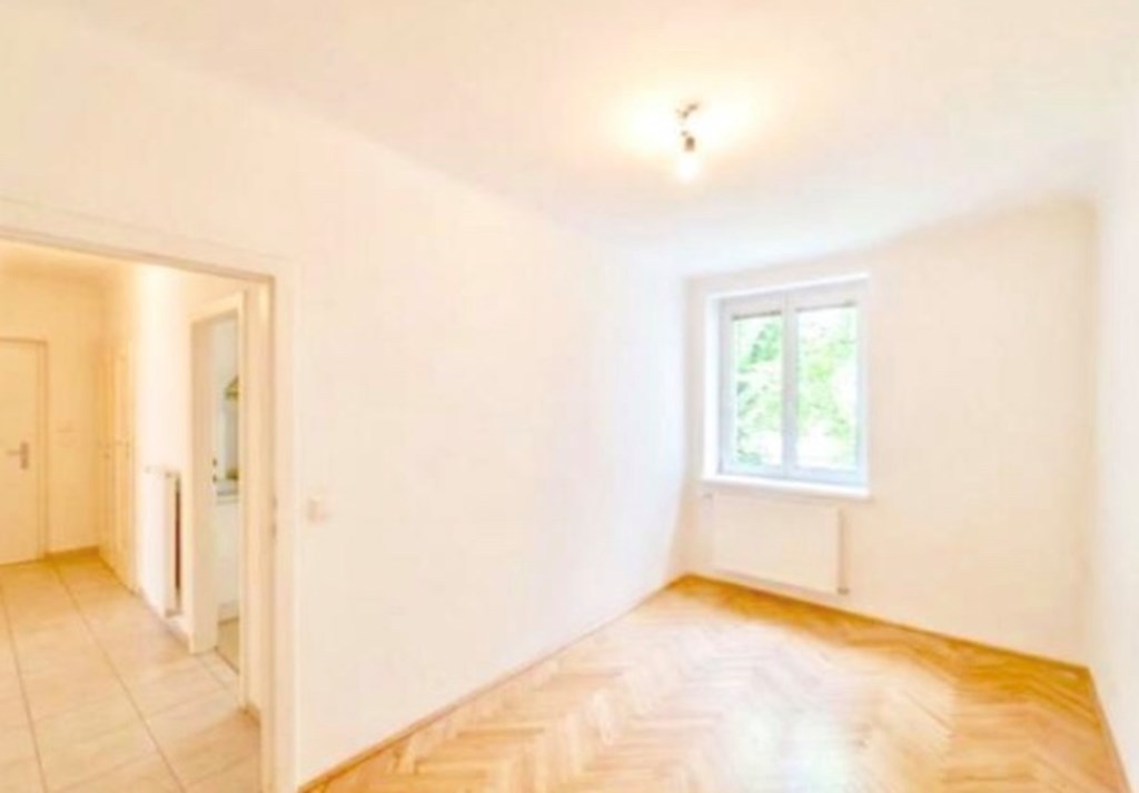 PROVISIONSFREI: Nette 2 Zimmerwohnung mit Balkon nur 700€