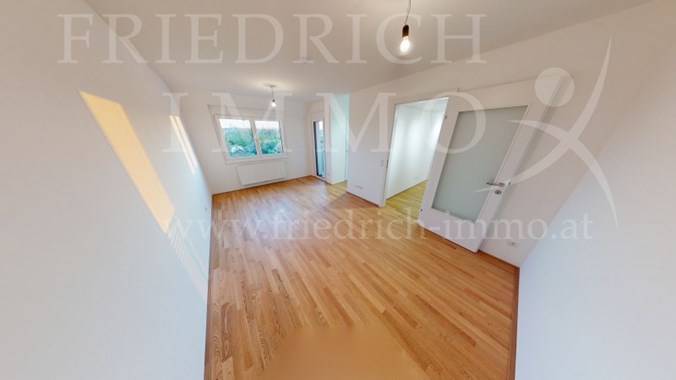 Nette 2-Zimmer Wohnung mit Balkon nähe Stadthalle  unter 750€