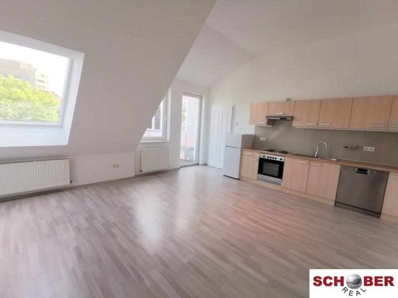 Wunderschöne Dachgeschosswohnung mit Terrasse und Balkon