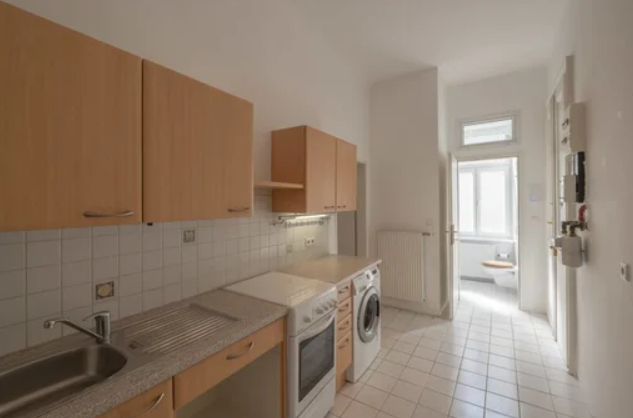 Altbauwohnung nächst der U3 um 505 €