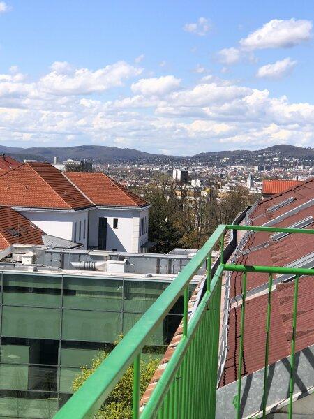 Wunderschöne Dachterrassenwohnung WG geeignet