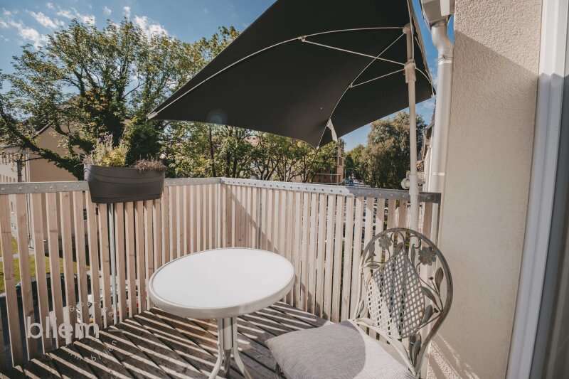 Wunderschöne Wohnung im Grünen mit Terrasse