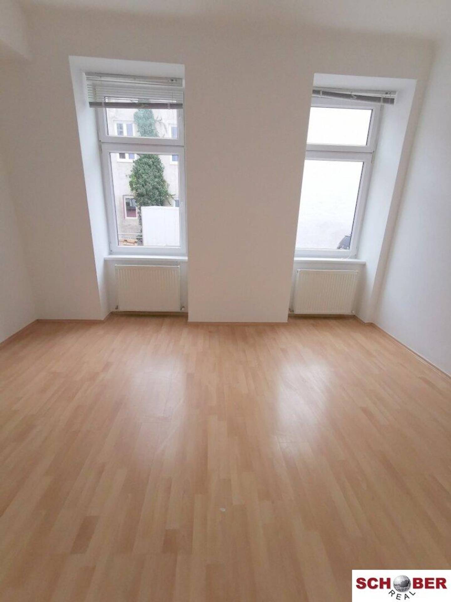 Schöner Altbau Nähe Brunnenmarkt unter 400 €