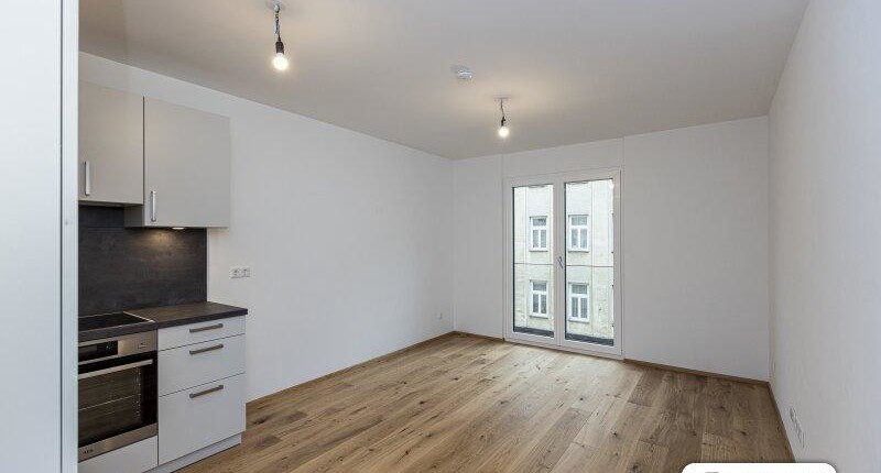 ERSTBEZUG: Moderne 2-Zimmer-Wohnung mit Balkon!