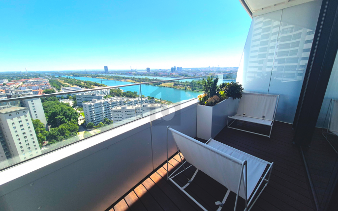 Schöne Wohnung mit Balkon und Pool in Donaustadt