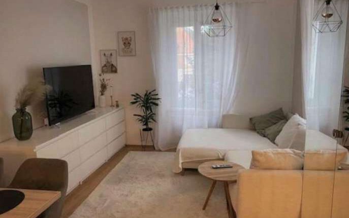 2-Zimmer-Wohnung mit Balkon und Parkplatz